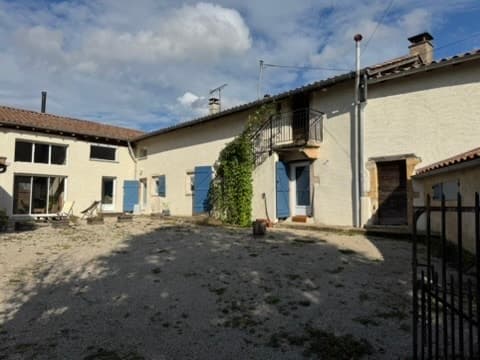 Studio dans une maison ancienne - Photo 2