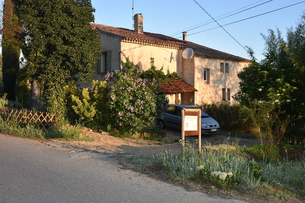 Gîte au vert avec jardin clos et piscine à partager, La Tour-d'Aigues - Photo 9