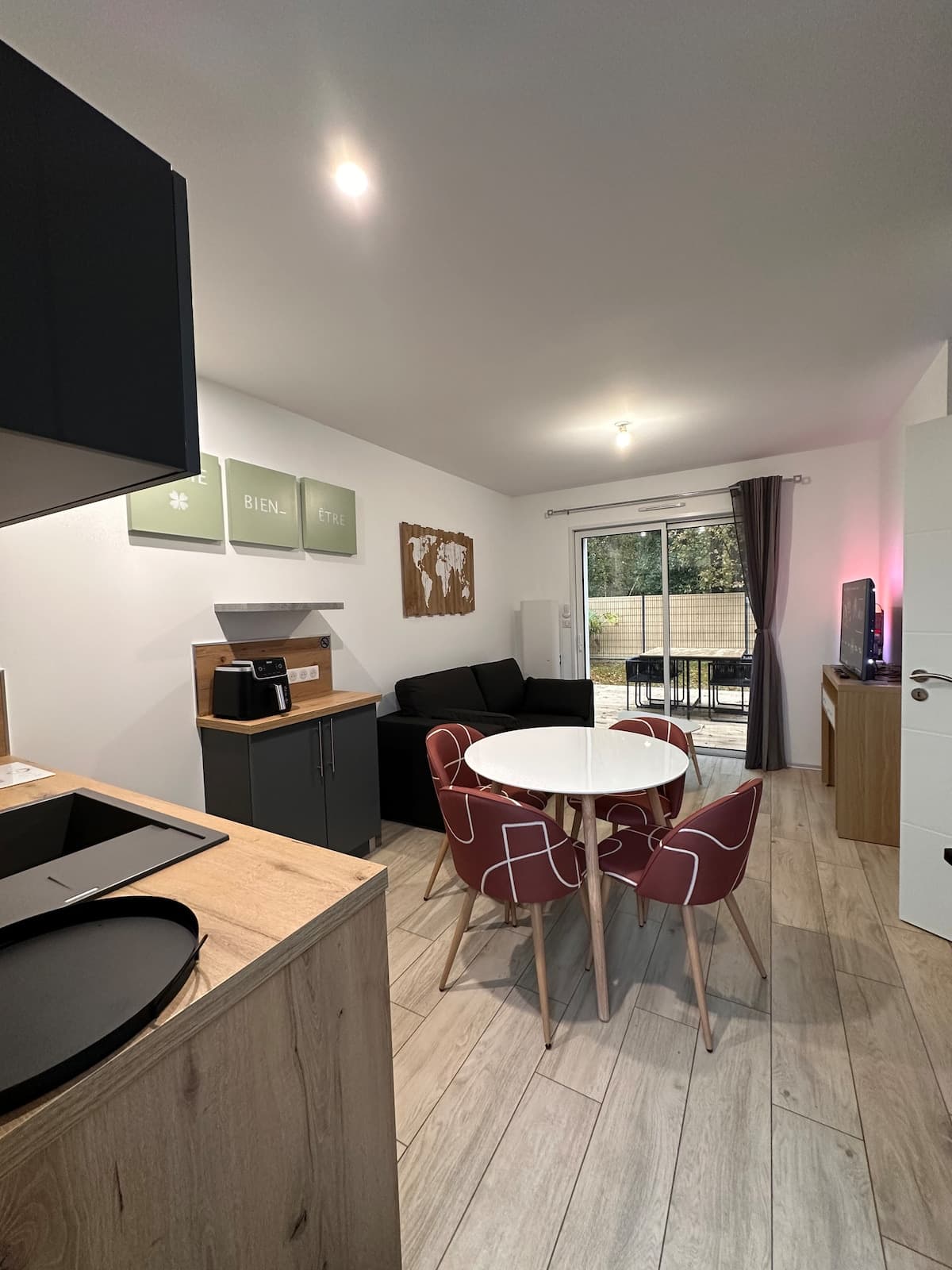 Home Bien-Être, maison calme et moderne près de Challans - Photo 1