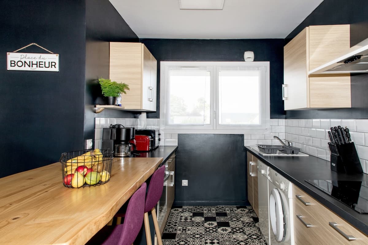 Duplex rénové à 400m mer, terrasse sud, parking à Roscoff - Photo 2