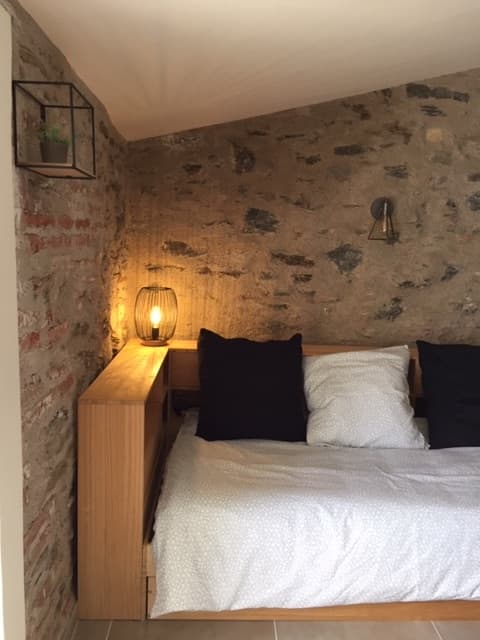 Loft du soleil, 3*, vue port et montagne à Port-Vendres, proche des criques et de Collioure - Photo 3