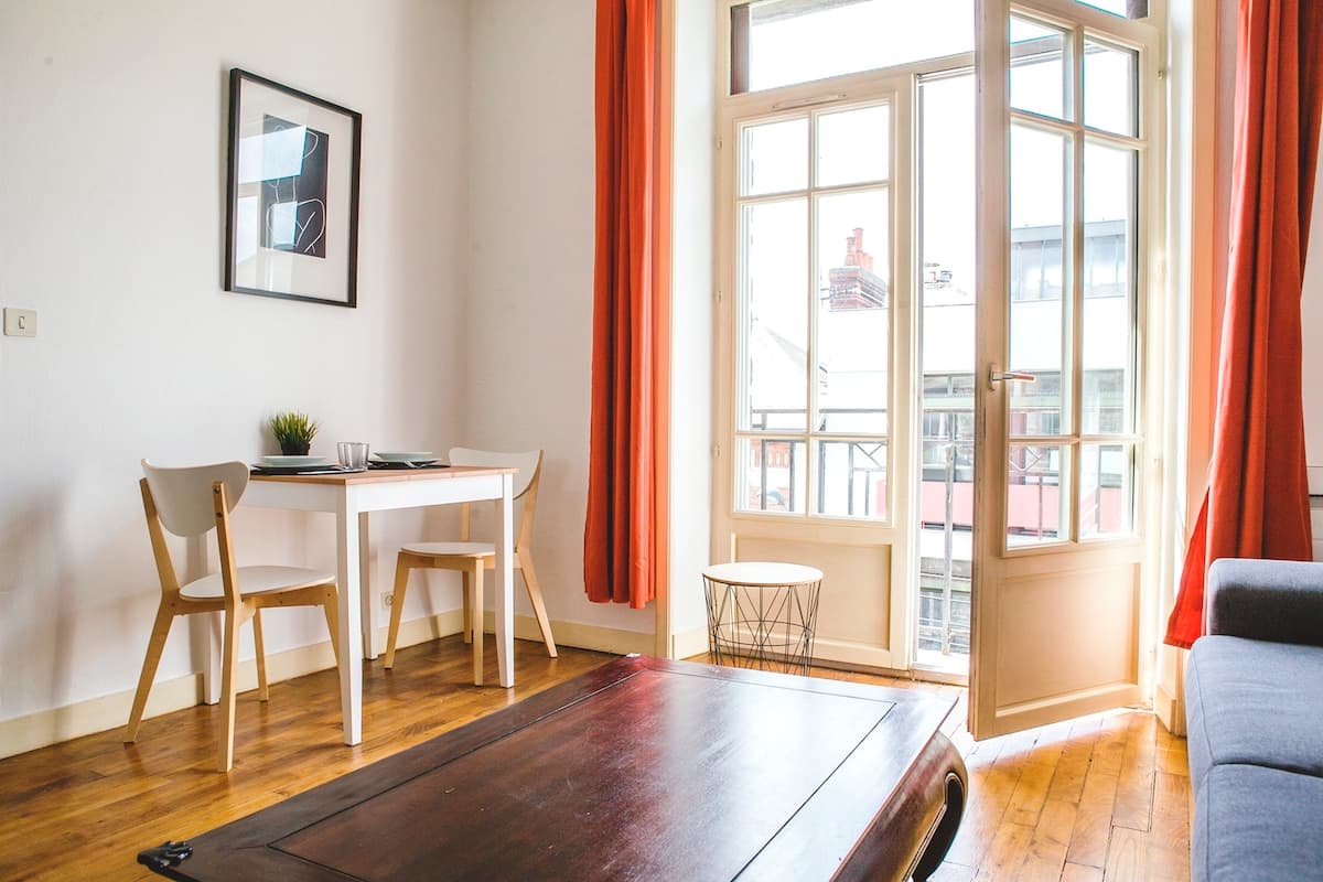 Appartement cosy hyper centre Rennes, wifi et autonomie - Photo 3