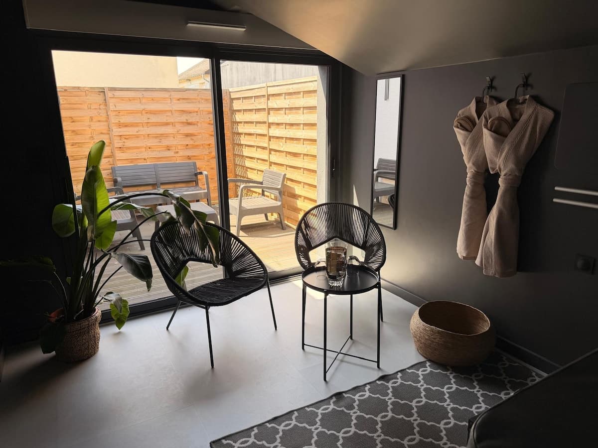 Suite Napoléon, jacuzzi et sauna près de Rennes - Photo 10