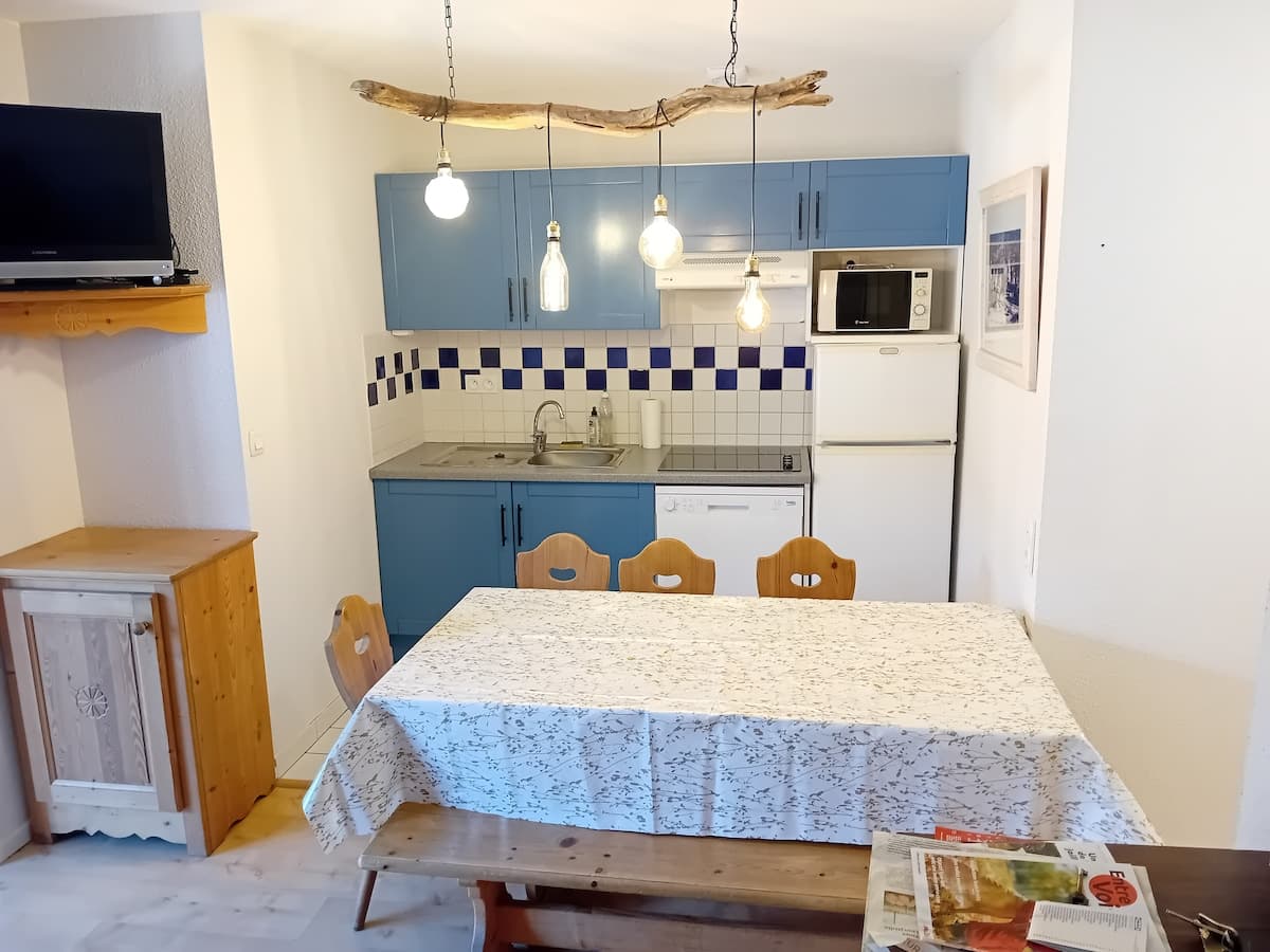 T3 avec balcon et piscine, parking privé à Luchon - Photo 4