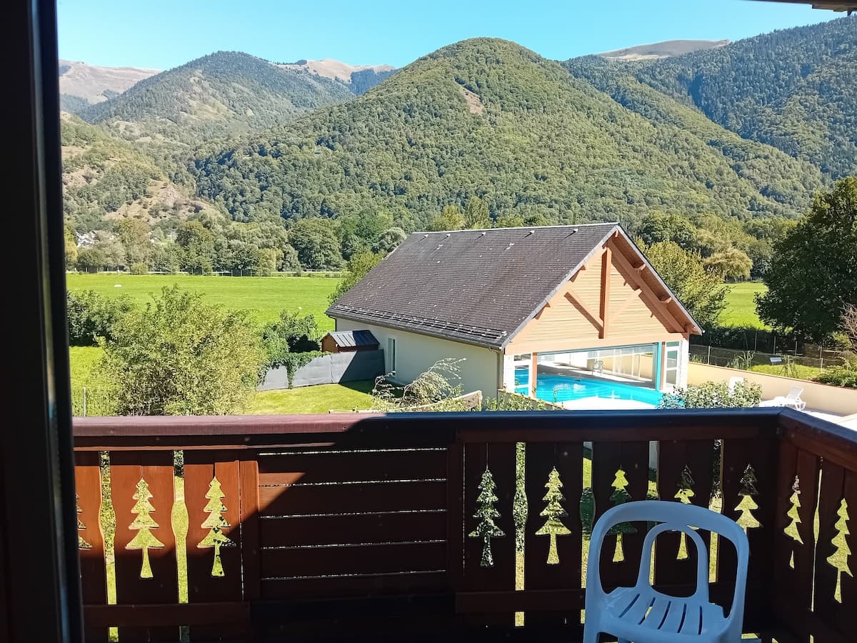 T3 avec balcon et piscine, parking privé à Luchon - Photo 1